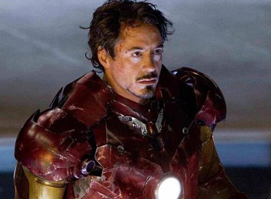 钢铁侠胸前的反应堆是什么,钢铁侠胸前那个洞怎么拍的 钢铁侠胸前的反应堆是什么,钢铁侠胸前那个洞怎么拍的