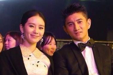 刘诗诗叮嘱袁弘帮吴奇隆带衣服，吴奇隆和刘诗诗有几个孩