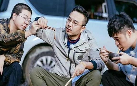 李诞陈赫综艺节目中被嫌太吵,李诞陈赫野生厨房哪一期 李诞陈赫综艺节目中被嫌太吵,李诞陈赫野生厨房哪一期