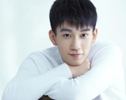 王子奇王楚然疑似恋情被曝光,王子奇身高是多少 王子奇王楚然疑似恋情被曝光,王子奇身高是多少