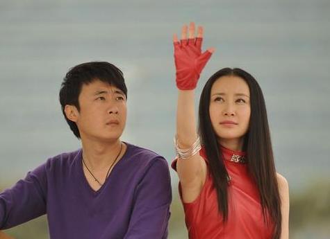 舒畅和李滨是什么关系，李滨多大了