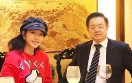 刘晓庆现任老公是谁,刘晓庆演的小凤仙电视剧叫什么名字 刘晓庆现任老公是谁,刘晓庆演的小凤仙电视剧叫什么名字