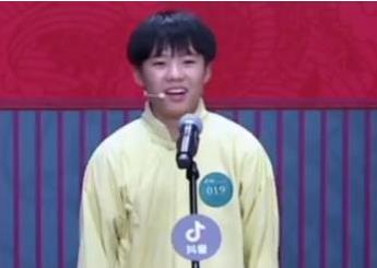 绍兴14岁女孩被德云社录取，德云社龙字科第一人叫什么