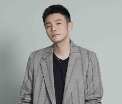 李荣浩称呼杨丞琳为我的快乐，李荣浩是台湾人吗