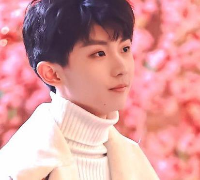 马嘉祺让助理去劝架，马嘉祺高考状态