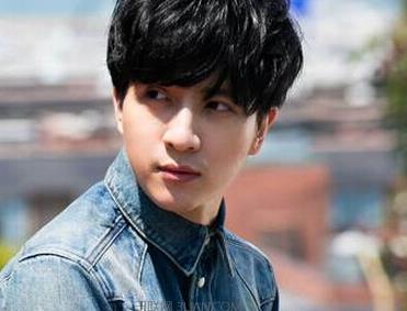 薛之谦和高磊鑫为什么分手，薛之谦是哪一年出道的