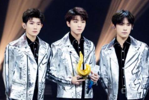 TFBOYS将解散消息是谣言，TFBOYS发行的第一首歌是什么