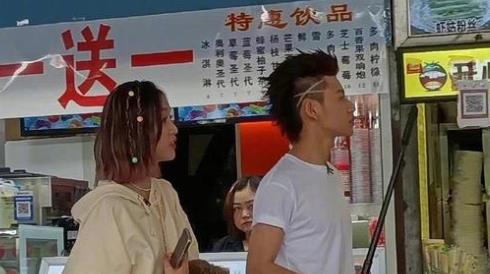 吴宣仪王琳凯参加的综艺节目，吴宣仪模仿狐狸是什么节目