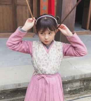 刘楚恬是怎么出名的,刘楚恬在知否里演谁 刘楚恬是怎么出名的,刘楚恬在知否里演谁