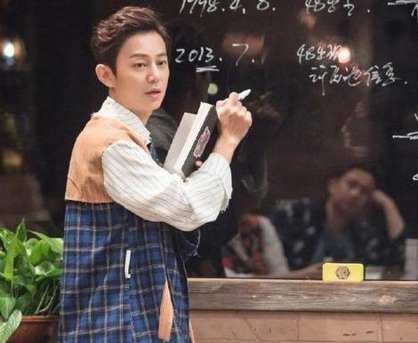 何炅有没有儿子和女儿，何炅是哪个大学的老师