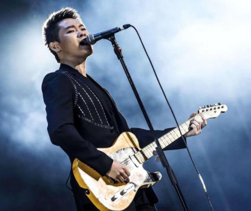 梁博家是干什么的,梁博抖音很火的一首歌叫什么 梁博家是干什么的,梁博抖音很火的一首歌叫什么