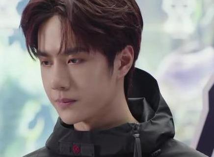 王一博参加的电竞节目叫什么名字，王一博首次参加快乐大本营是哪期