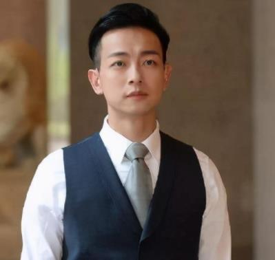 梁烈唯为什么改名，梁烈唯演的肯尼是什么电视剧的