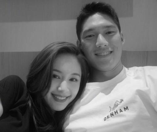 王子文吴永恩贴脸合照,王子文演的安安是什么电视剧 王子文吴永恩贴脸合照,王子文演的安安是什么电视剧