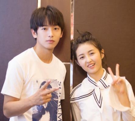 彭昱畅和张子枫啥关系，张子枫演的一个悬疑电视剧是什么