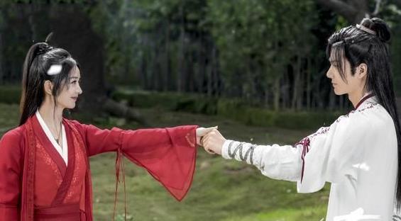 王一博王俊凯王源合唱，王一博和赵丽颖的新剧叫什么名字