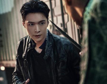 当张艺兴突然遇到金靖，张艺兴演的警察电视剧