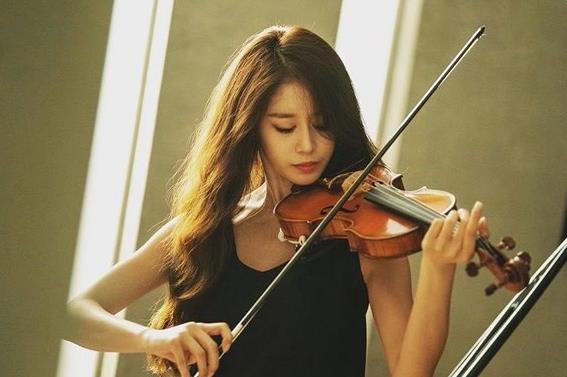 朴智妍整过容没有显得漂亮，朴智妍演的小提琴电视剧