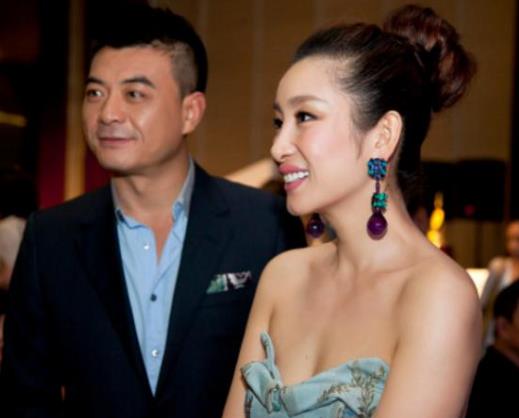 秦海璐的现任老公是谁,秦海璐的老公比她大几岁