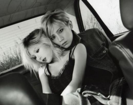 张贤胜和金泫雅的关系公开曝光,张贤胜是哪个组合的