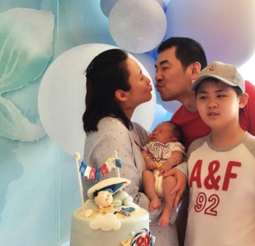 蒋勤勤为陈建斌唱牡丹亭的原因,蒋勤勤陈建斌生了几个 蒋勤勤为陈建斌唱牡丹亭的原因,蒋勤勤陈建斌生了几个