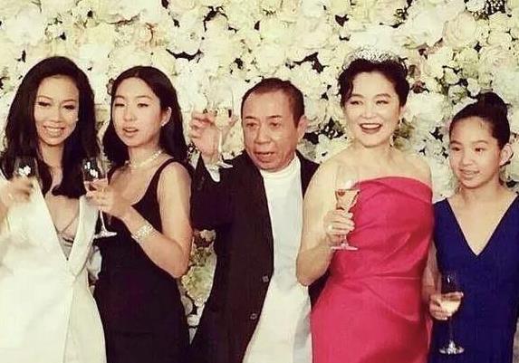 林青霞老公叫什么名字,林青霞老公大她几岁 林青霞老公叫什么名字,林青霞老公大她几岁