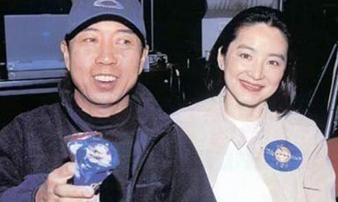 林青霞老公叫什么名字,林青霞老公大她几岁 林青霞老公叫什么名字,林青霞老公大她几岁