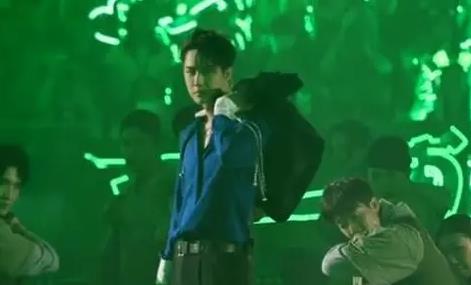 王一博扭到我心里了,王一博是哪家公司艺人