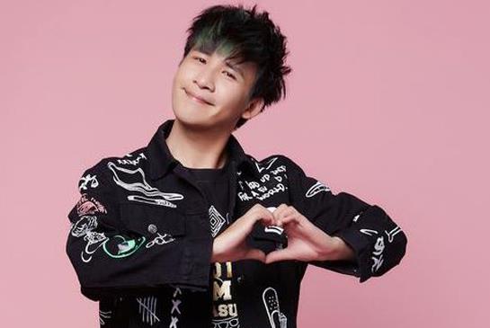 大张伟的老婆叫什么名字,大张伟真名叫什么名及资料