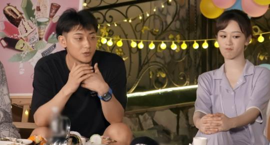 黄子韬希望公司员工造福社会,黄子韬的公司叫什么