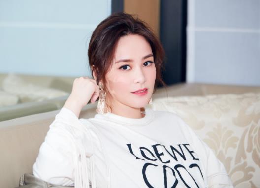 钟欣潼为什么参加演员请就位,钟欣潼几几年出生及资料 钟欣潼为什么参加演员请就位,钟欣潼几几年出生及资料