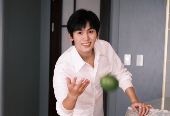 张哲瀚方否认隐婚生子,张哲瀚是单身吗 张哲瀚方否认隐婚生子,张哲瀚是单身吗