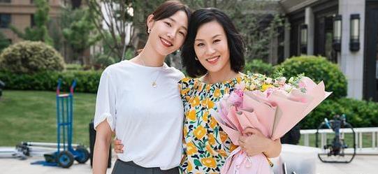 白百何新剧我们的婚姻杀青,白百何结过几次婚 白百何新剧我们的婚姻杀青,白百何结过几次婚