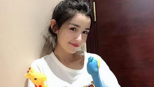 陈赫和哈妮克孜什么关系,哈妮克孜是陈赫的艺人吗