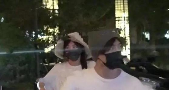 张含韵佟梦实恋情疑曝光,张含韵谈恋爱了吗 张含韵佟梦实恋情疑曝光,张含韵谈恋爱了吗