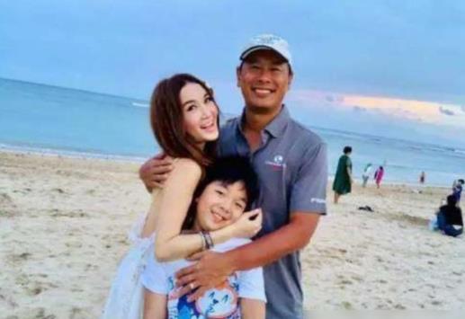 温碧霞儿子照片曝光,温碧霞现在多大岁及资料 温碧霞儿子照片曝光,温碧霞现在多大岁及资料