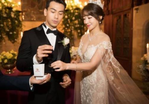 陈紫函戴向宇有宝宝吗,戴向宇小陈紫函几岁