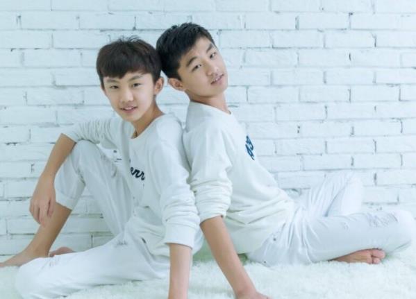 马嘉祺双胞胎马嘉诚,马嘉祺双胞胎为什么不太一样