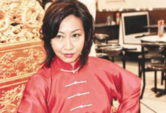 元秋的老公是谁,元秋多少岁及资料