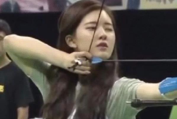 赵露思为什么会射箭,赵露思射箭是什么节目 赵露思为什么会射箭,赵露思射箭是什么节目