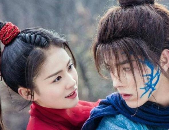 许凯老婆照片是谁,许凯出生年月及资料