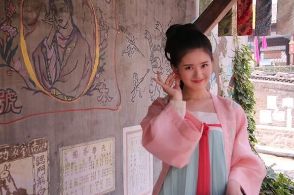 赵露思是谁的女朋友,赵露思94年改年龄