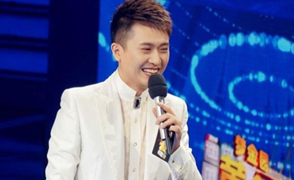 杨帆妻子叫什么,杨帆妻子是干什么的