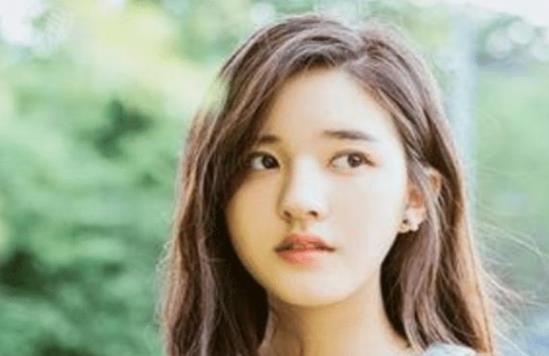 赵露思怎么当上演员的,赵露思是哪个公司的