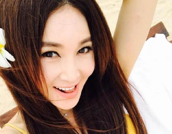 温碧霞怎么退出娱乐圈,温碧霞几几年出生及资料