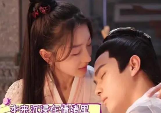 许凯周冬雨私下关系,许凯喜欢周冬雨吗