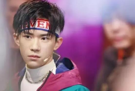 易烊千玺会娶普通女孩,易烊千玺有公司吗 易烊千玺会娶普通女孩,易烊千玺有公司吗