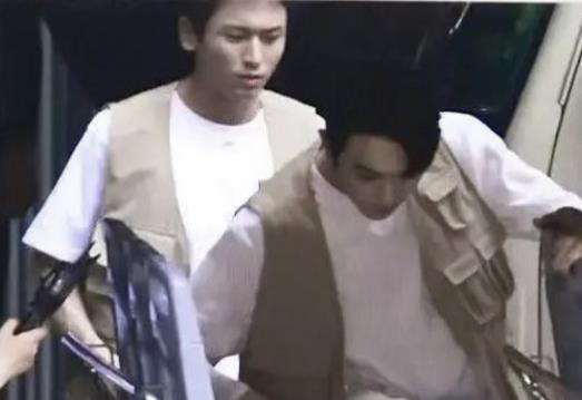 张哲瀚和许凯谁帅,许凯火还是张哲瀚火