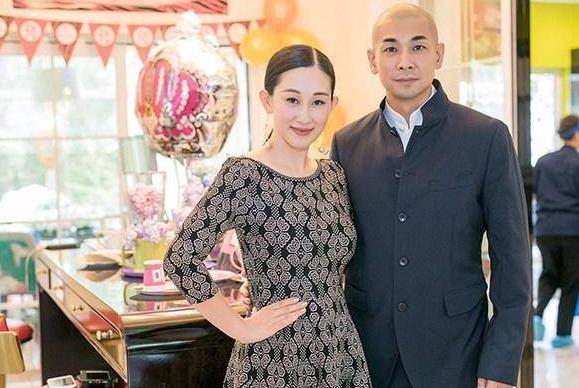 赵文卓老婆怎么认识的,赵文卓什么时候结婚的