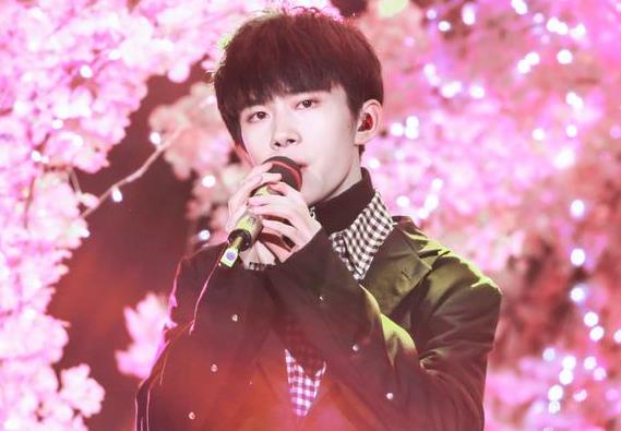 易烊千玺和泡椒是什么关系,易烊千玺的女朋友是不是泡椒